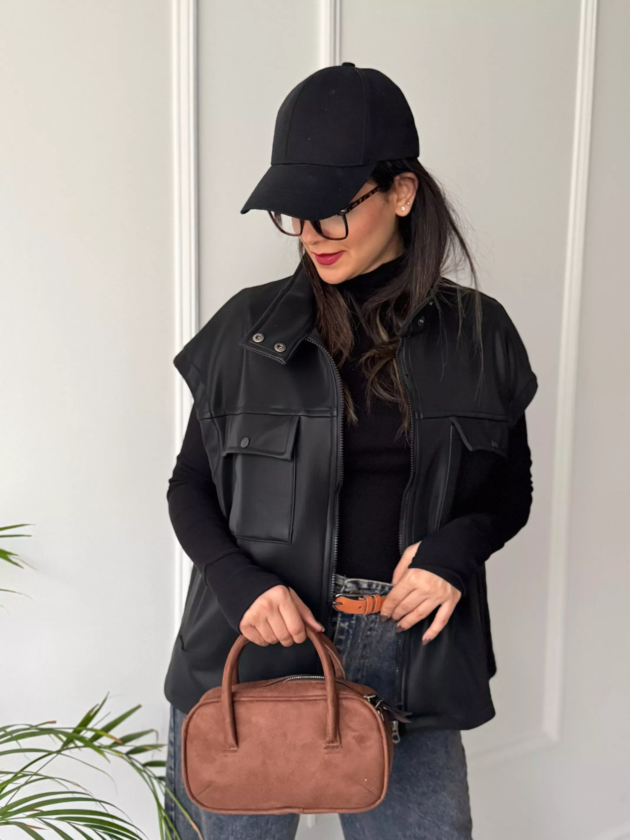 وست چرم اسپرت